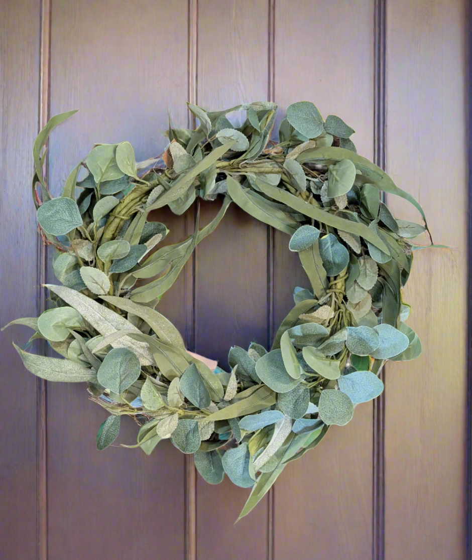 18" Faux Greenery Wreath